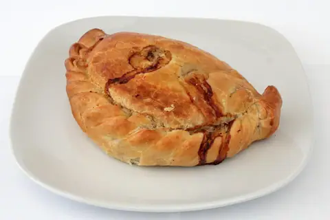 Knead photo 4